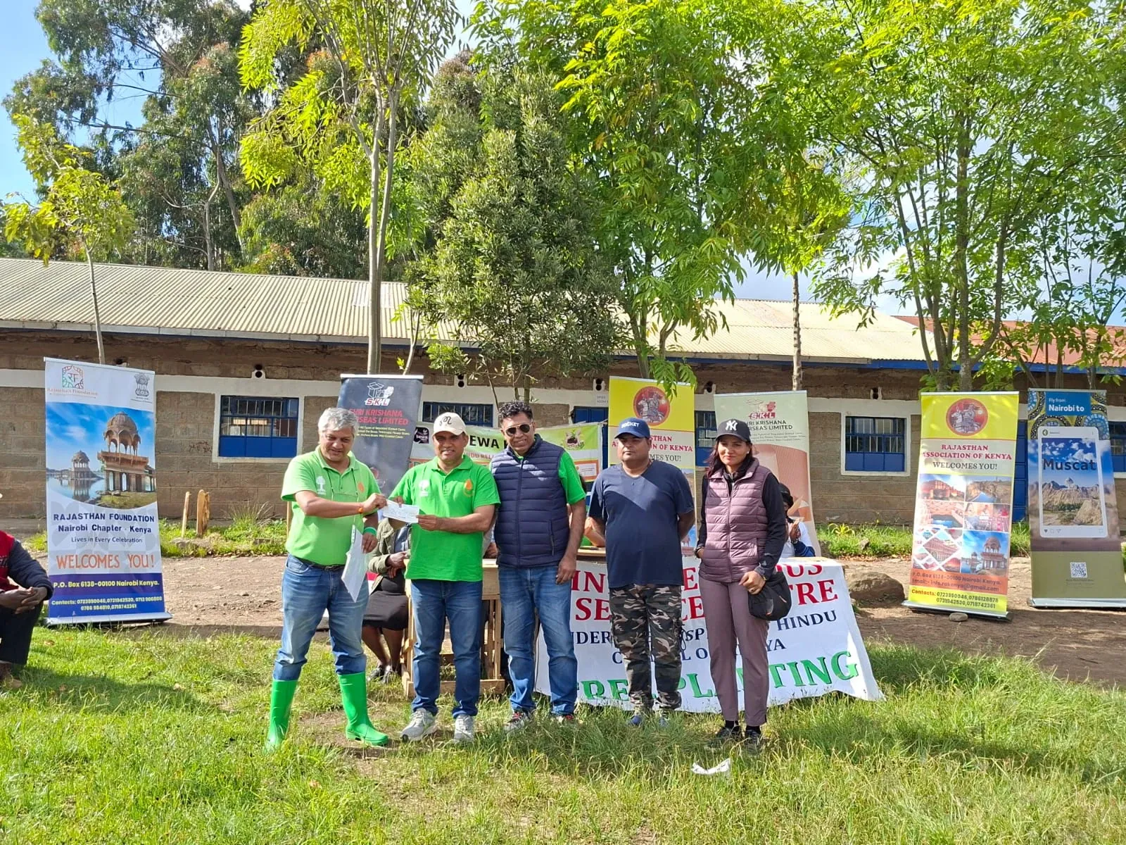 SKL team at a tree planting event